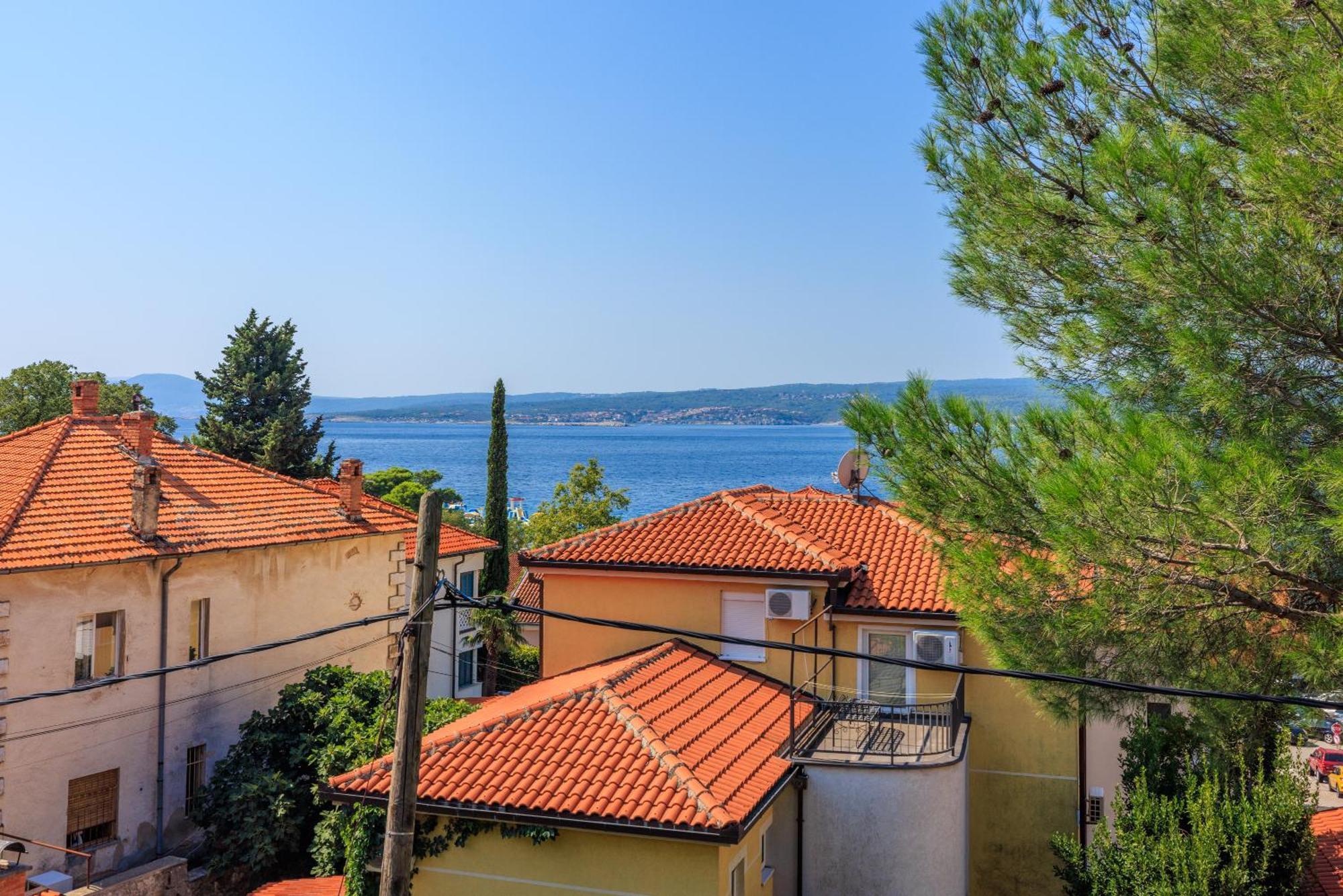 Jasminka Loncaric Apartment Crikvenica Exterior photo
